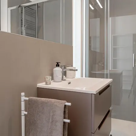 H11 Mia Giardino-parcheggio *